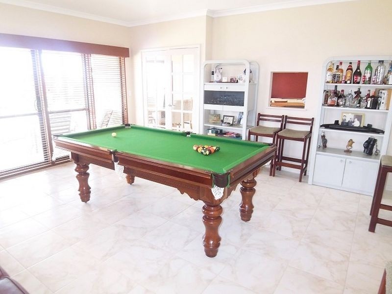 17 Grasshill Grange, Halls Head WA 6210