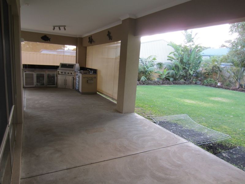 1 Nestor Way, Silver Sands WA 6210