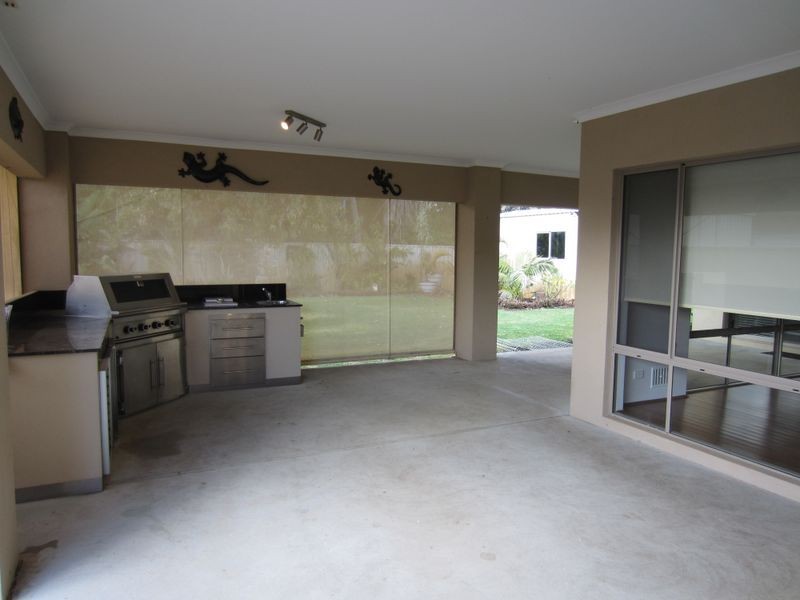 1 Nestor Way, Silver Sands WA 6210