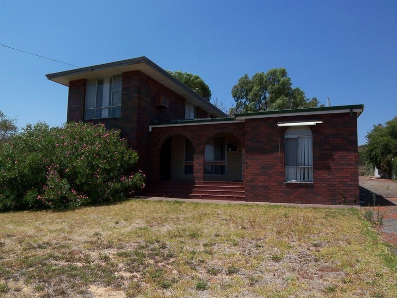 31 Janis Street, Halls Head WA 6210