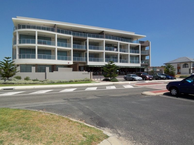 31 Janis Street, Halls Head WA 6210