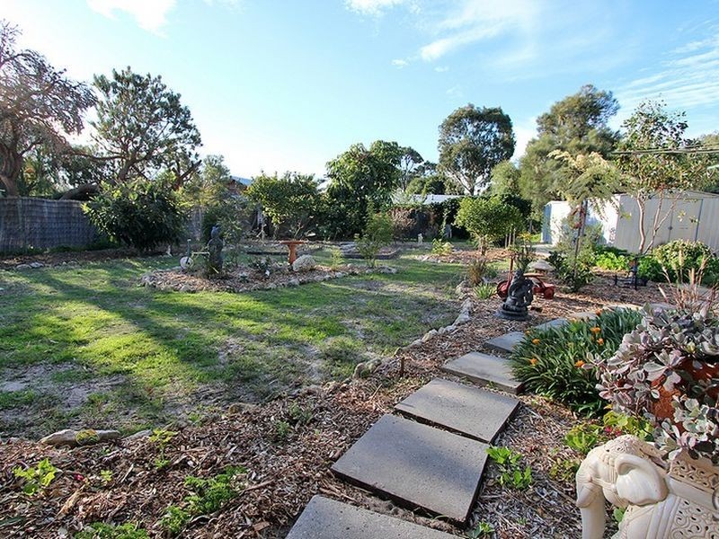 8 Luill Crescent, Dawesville WA 6211