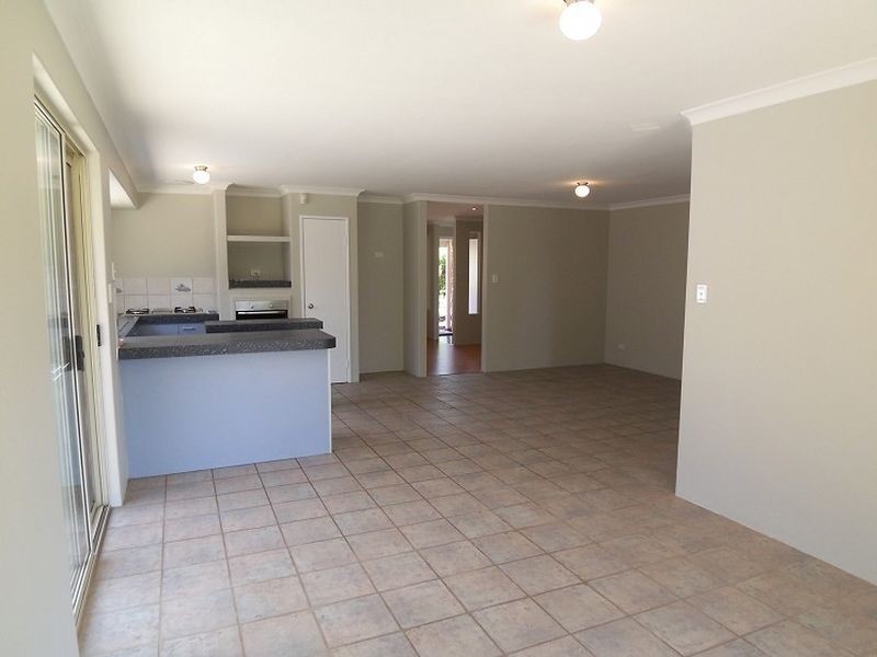 187 Oakmont Avenue, Meadow Springs WA 6210