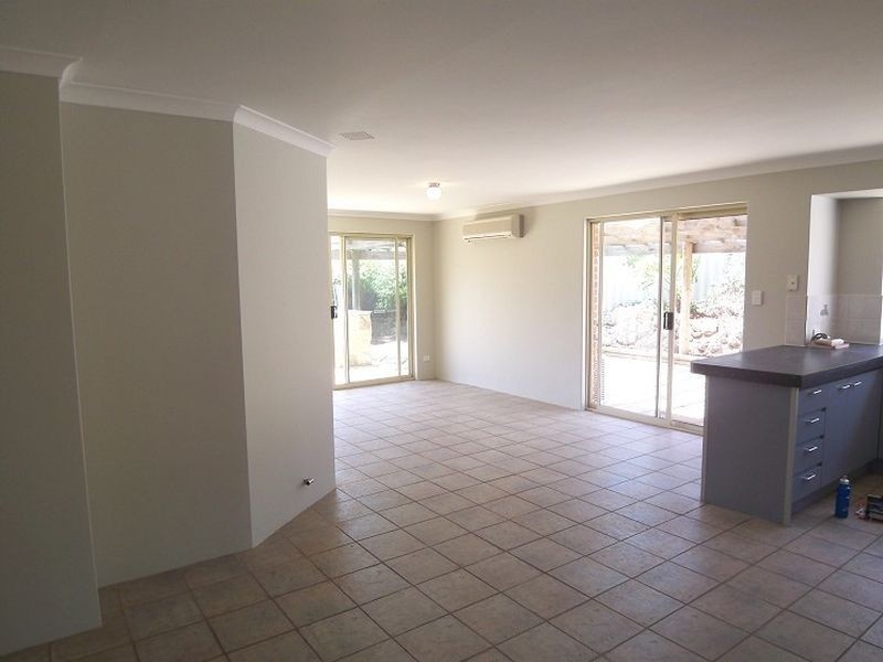 187 Oakmont Avenue, Meadow Springs WA 6210