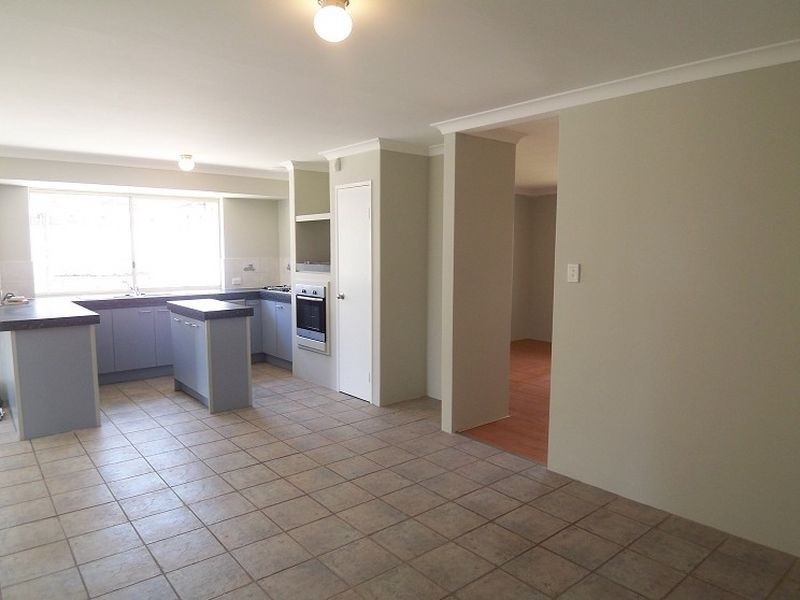 187 Oakmont Avenue, Meadow Springs WA 6210