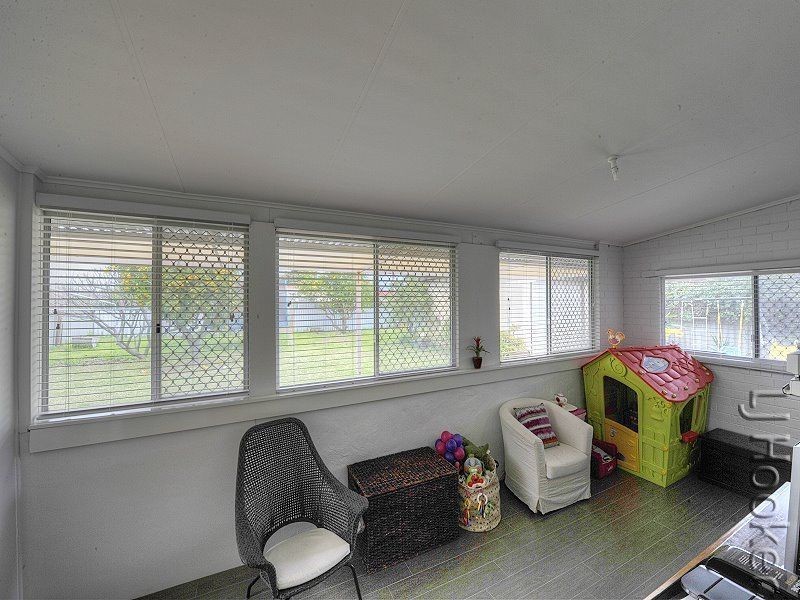 25 Gillark Street, Dudley Park WA 6210