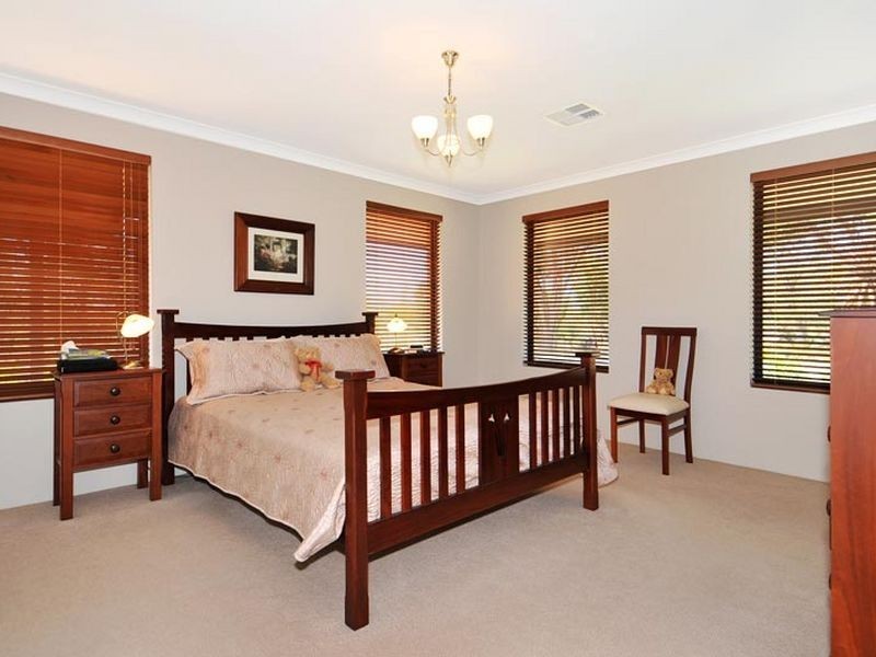 137 Evergreen Loop, Stake Hill WA 6210