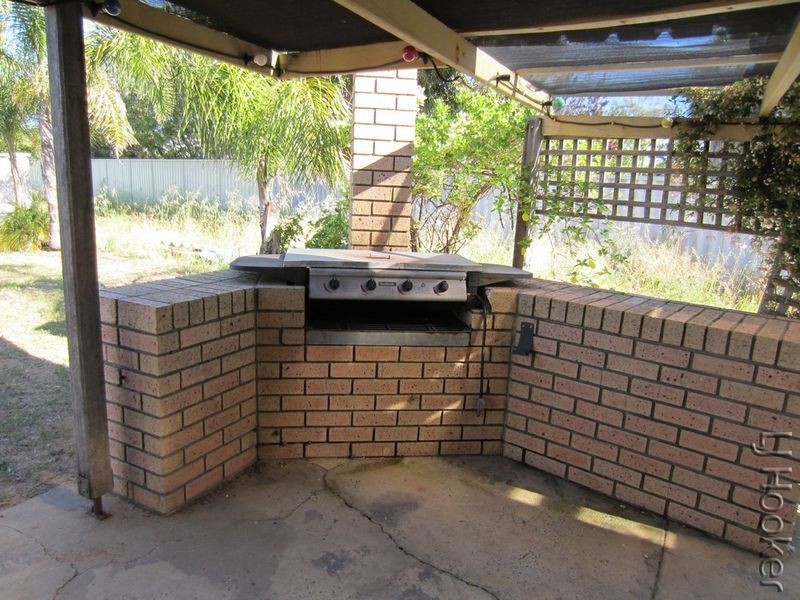 22 Casula Avenue, Coodanup WA 6210