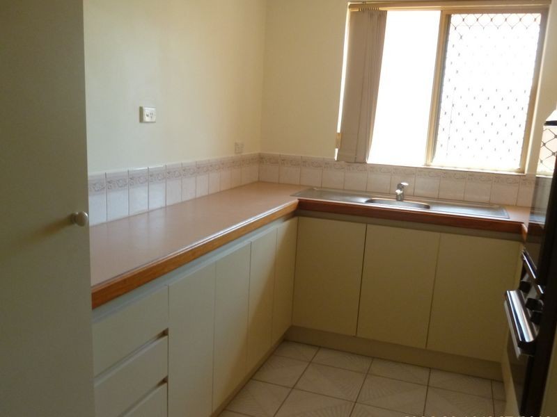 12 Portmarnock Circle, Halls Head WA 6210