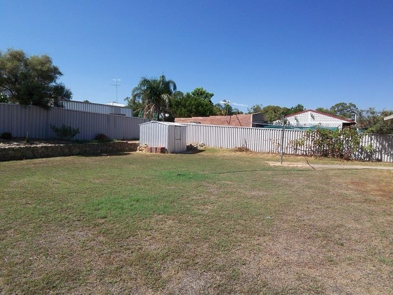 25 Bortolo Drive, Greenfields WA 6210