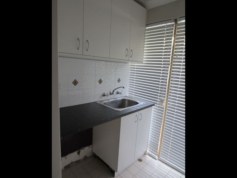 8 Allora Close, Dudley Park WA 6210