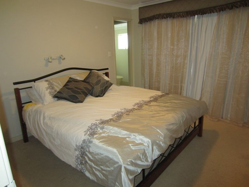 32 Pioneer Court, Bouvard WA 6211