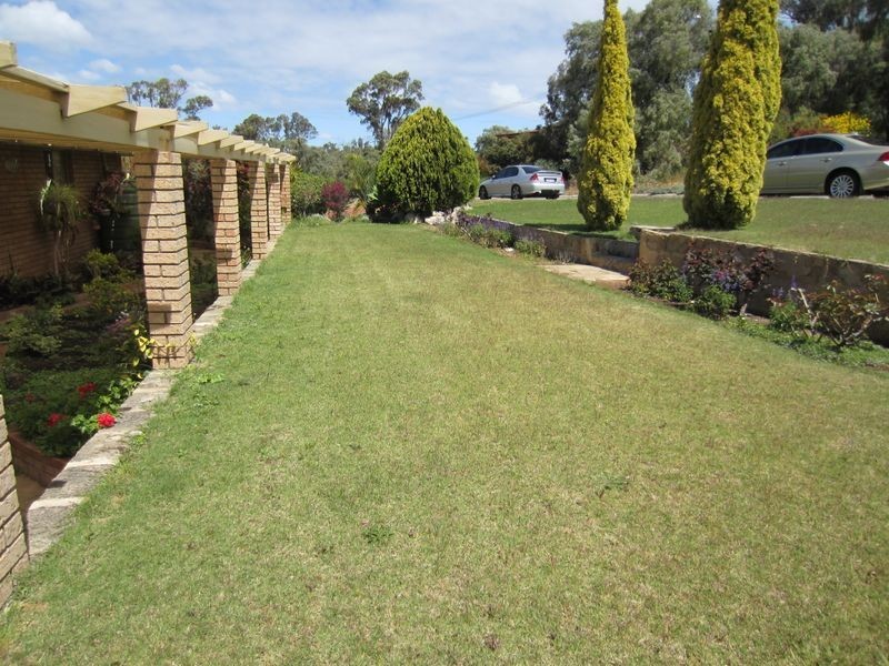 32 Pioneer Court, Bouvard WA 6211