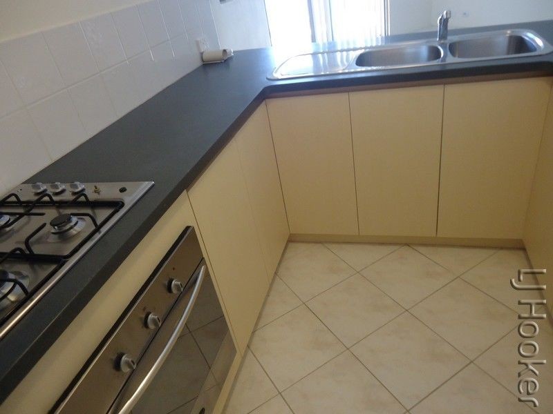 3/10 Davey Street, Mandurah WA 6210