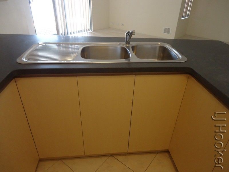 3/10 Davey Street, Mandurah WA 6210