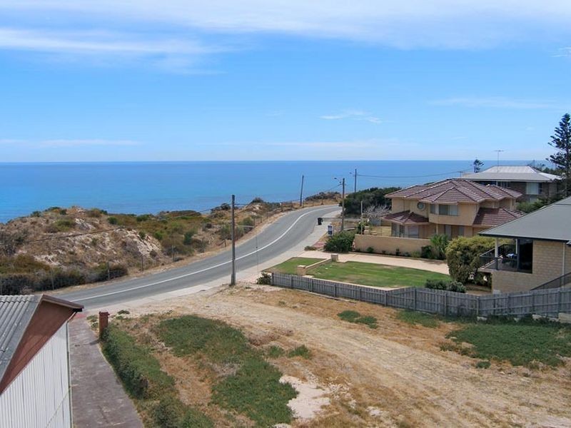 53 Halls Head Parade, Halls Head WA 6210