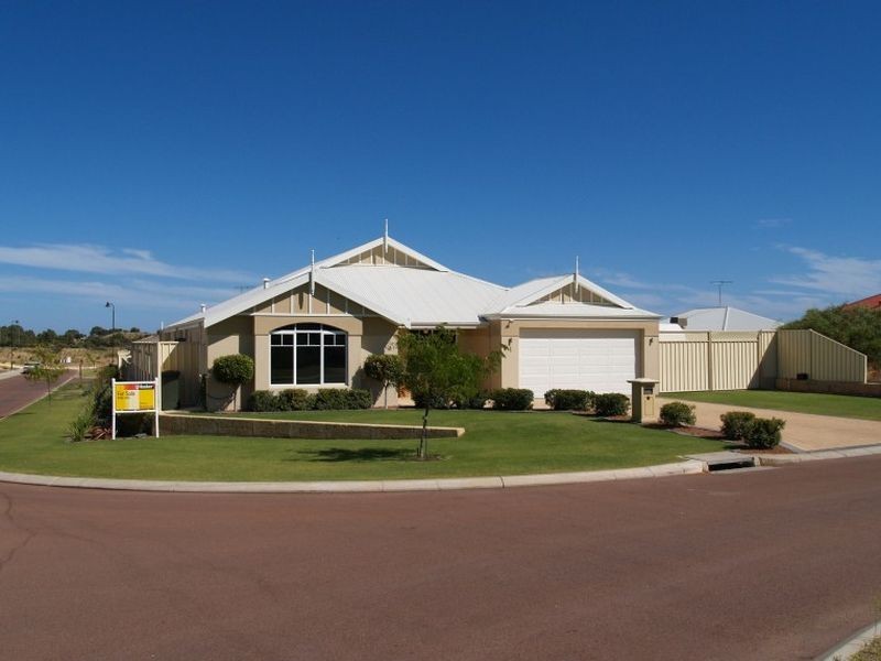 1 Balicup Way, Parklands WA 6180
