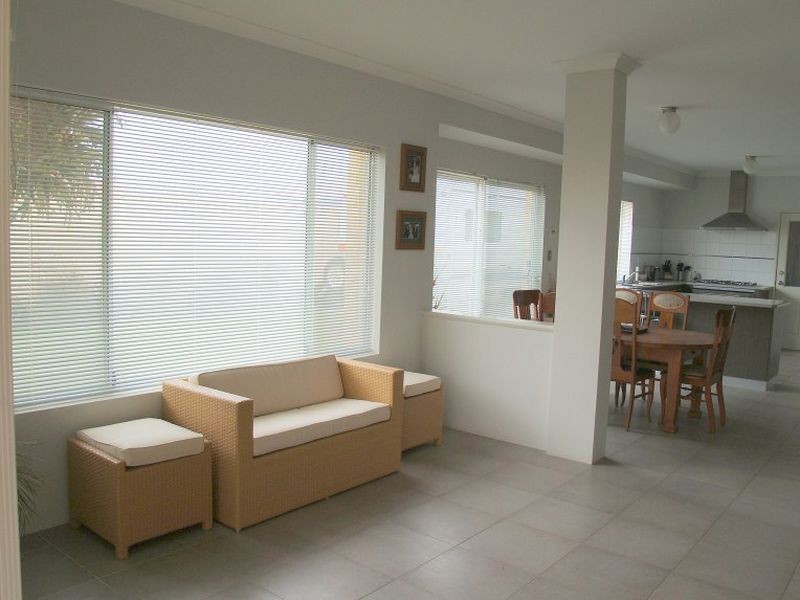 1 Balicup Way, Parklands WA 6180