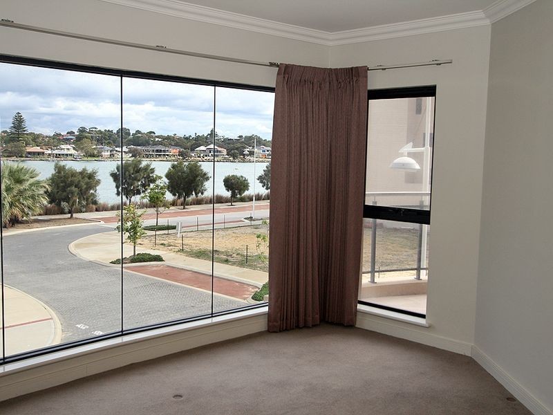 2/27 Treviso Mews, Mandurah WA 6210