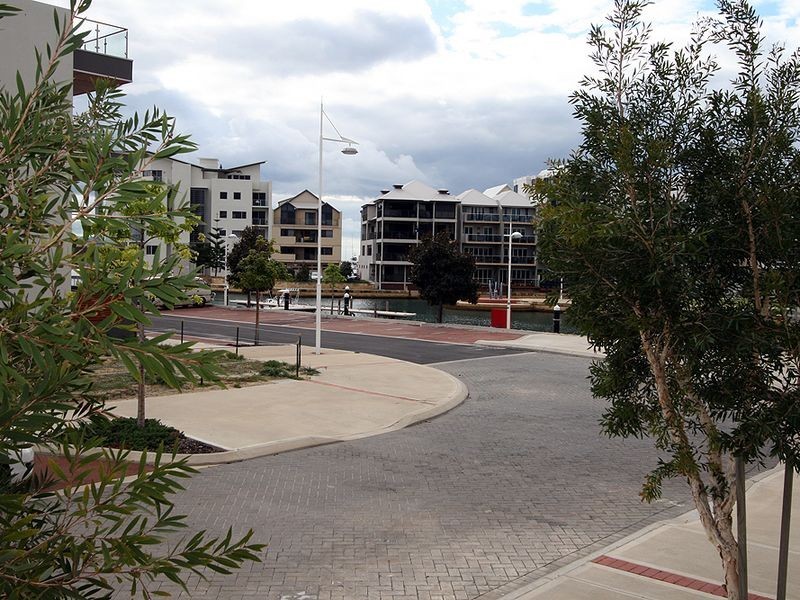 2/27 Treviso Mews, Mandurah WA 6210