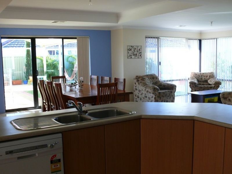 11 Goldseeker Loop, Ravenswood WA 6208