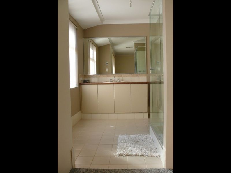 11 Goldseeker Loop, Ravenswood WA 6208