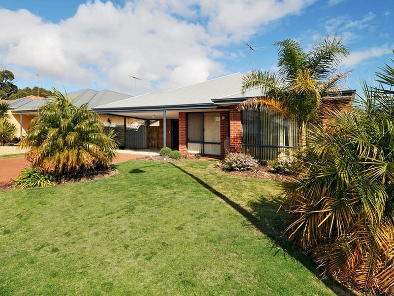 20 Tyneside Loop, Meadow Springs WA 6210