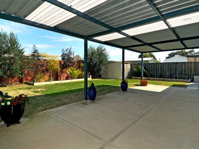 20 Tyneside Loop, Meadow Springs WA 6210