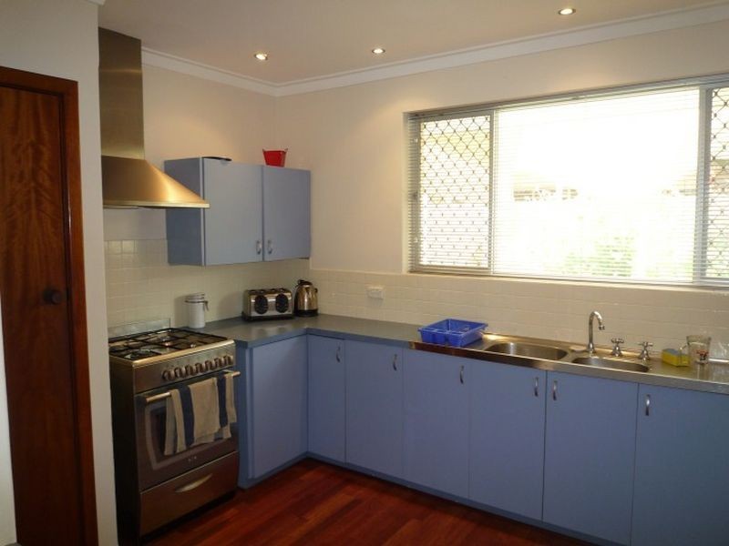 115 Mclarty Road, Halls Head WA 6210
