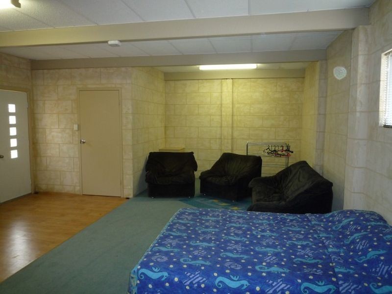 115 Mclarty Road, Halls Head WA 6210