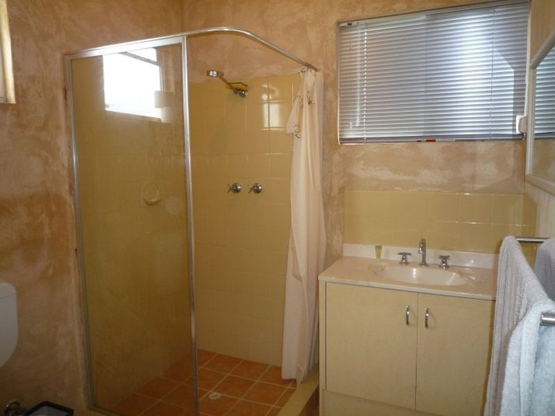 115 Mclarty Road, Halls Head WA 6210