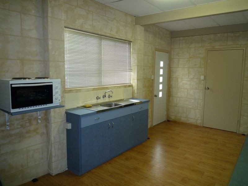 115 Mclarty Road, Halls Head WA 6210