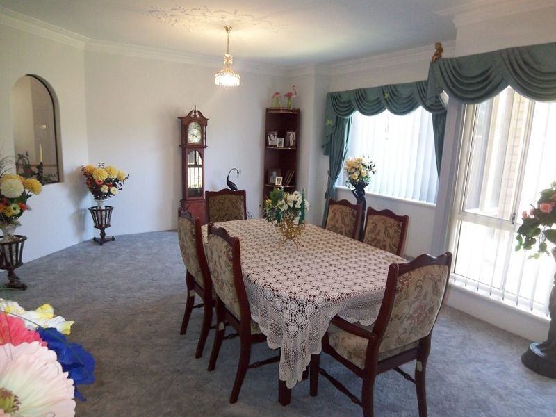 15 Pinegrove Vista, Meadow Springs WA 6210