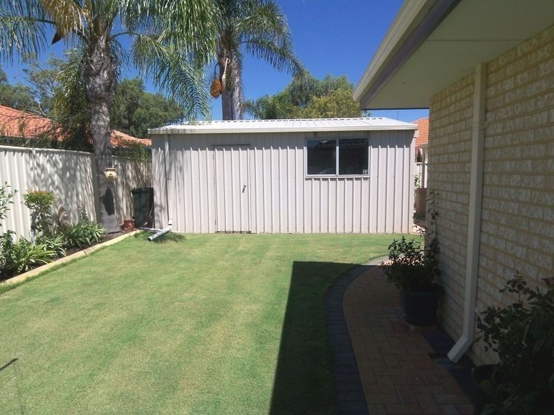 15 Pinegrove Vista, Meadow Springs WA 6210