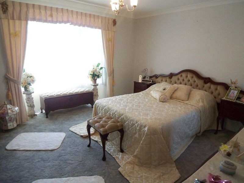 15 Pinegrove Vista, Meadow Springs WA 6210