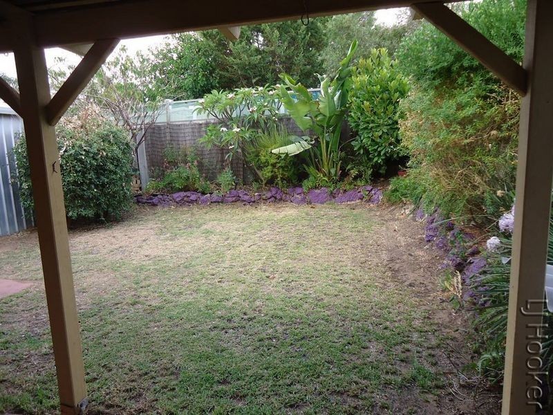 7b Elegant Drive, Greenfields WA 6210