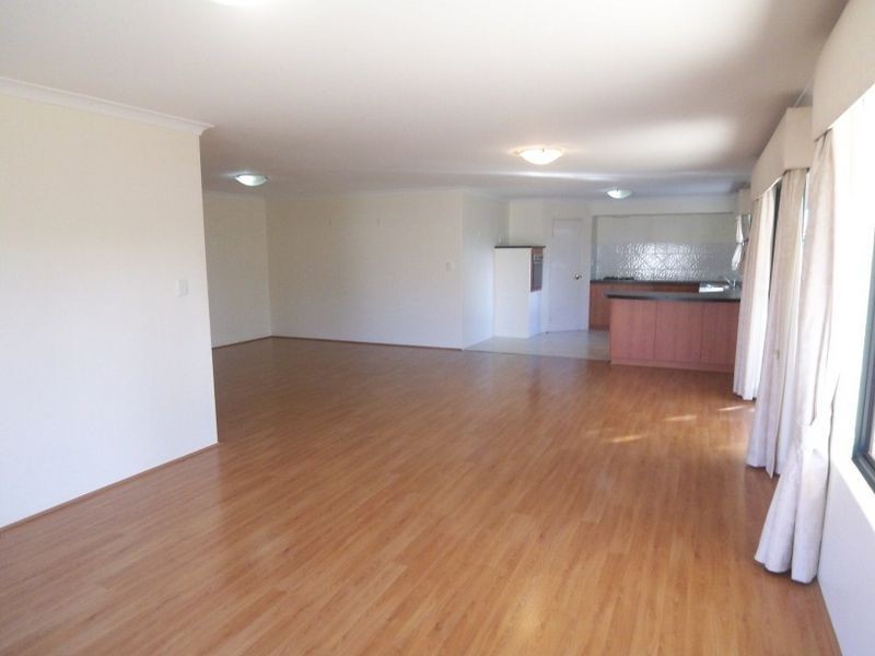 20 Killarney Retreat, Meadow Springs WA 6210