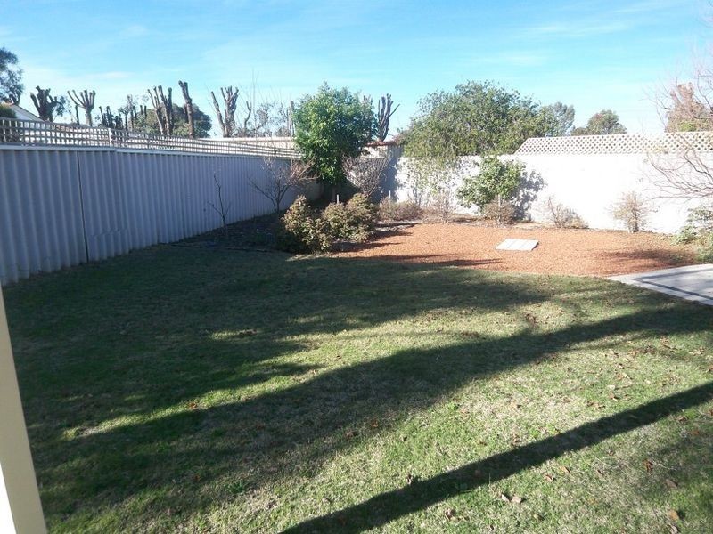 20 Killarney Retreat, Meadow Springs WA 6210