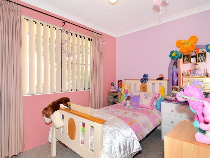 16 Lambourne Place, Halls Head WA 6210