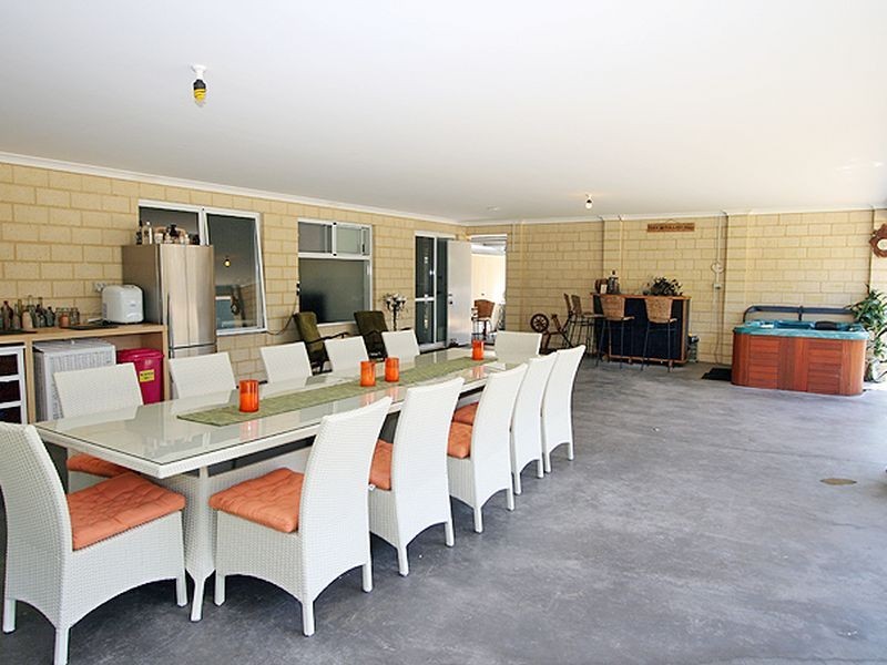 29 Balwina Road, Greenfields WA 6210