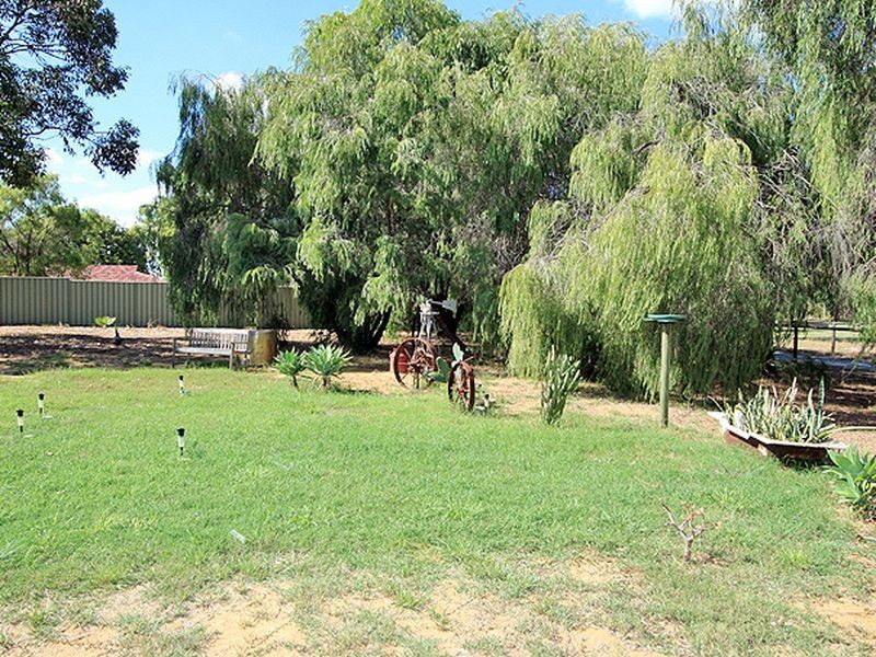 29 Balwina Road, Greenfields WA 6210