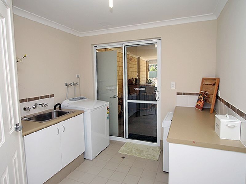 29 Balwina Road, Greenfields WA 6210