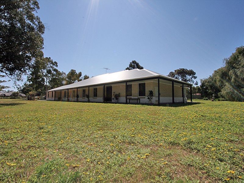 29 Balwina Road, Greenfields WA 6210