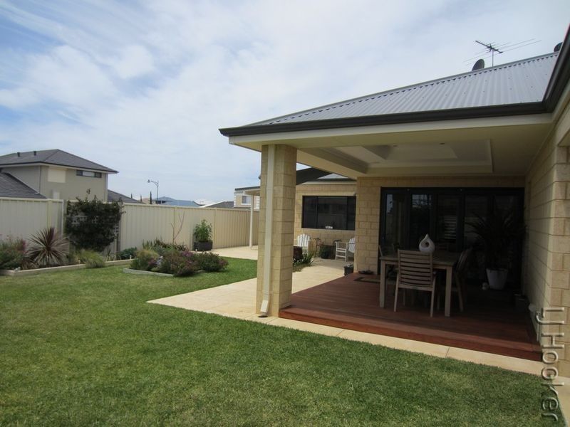 9 Abercrombie Rise, Madora Bay WA 6210