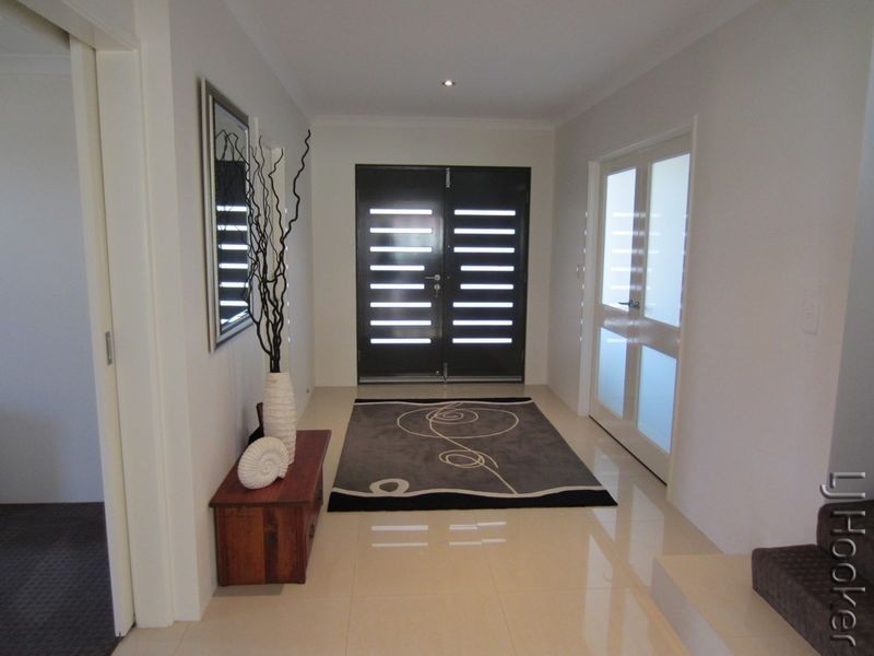 9 Abercrombie Rise, Madora Bay WA 6210