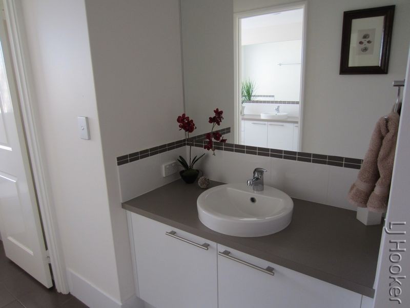 9 Abercrombie Rise, Madora Bay WA 6210