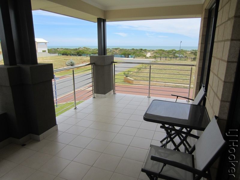 9 Abercrombie Rise, Madora Bay WA 6210