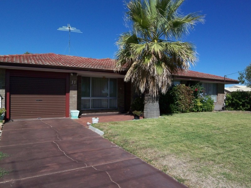 11 Swiftshire Road, Madora Bay WA 6210