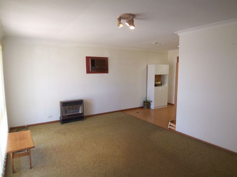 11 Swiftshire Road, Madora Bay WA 6210