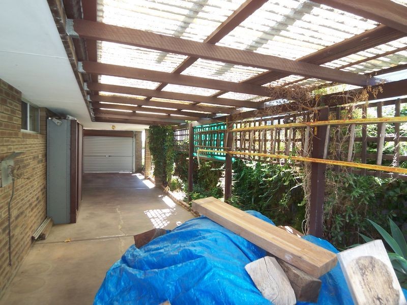 11 Swiftshire Road, Madora Bay WA 6210
